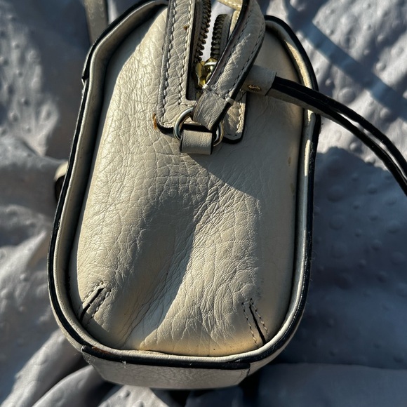 Kate Spade Leather Cut-Out Crossbody - Picture 3 of 9